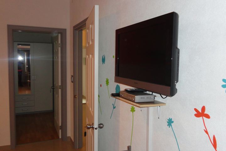 apartman sa tv-om makarska